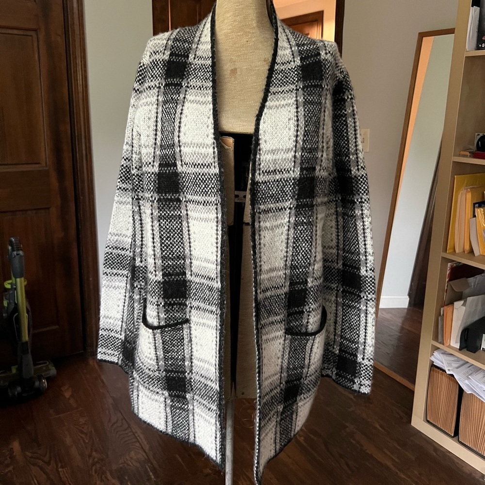 Lucky Brand Black & White Plaid Cardigan Sweater - Women's size S